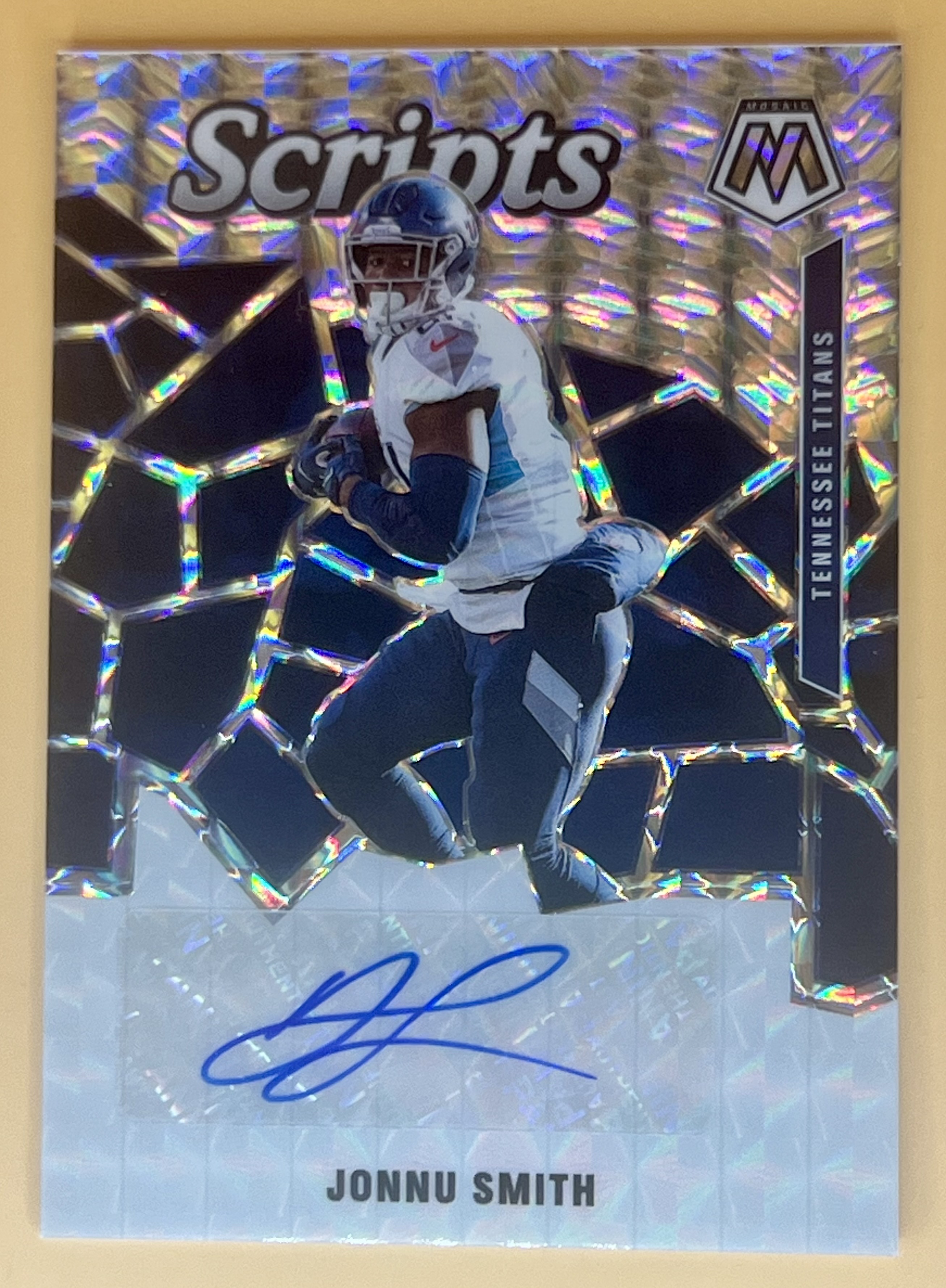 2020 Mosaic  Jonnu Smith #S35 Scripts Auto Silver Mosaic Prizm 