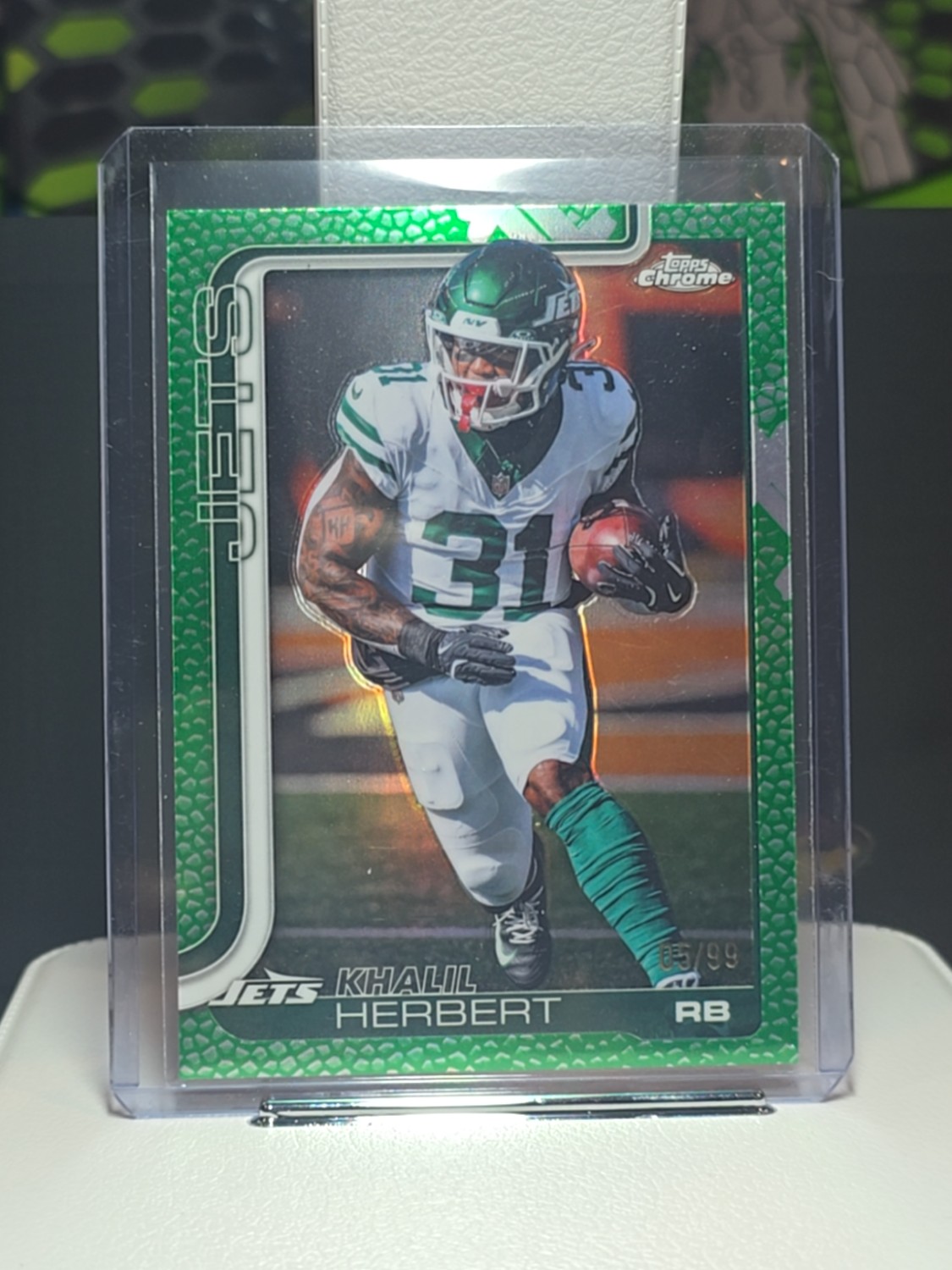 2025 Topps Chrome Football Khalil Herbert #131 Green Leather 05/99