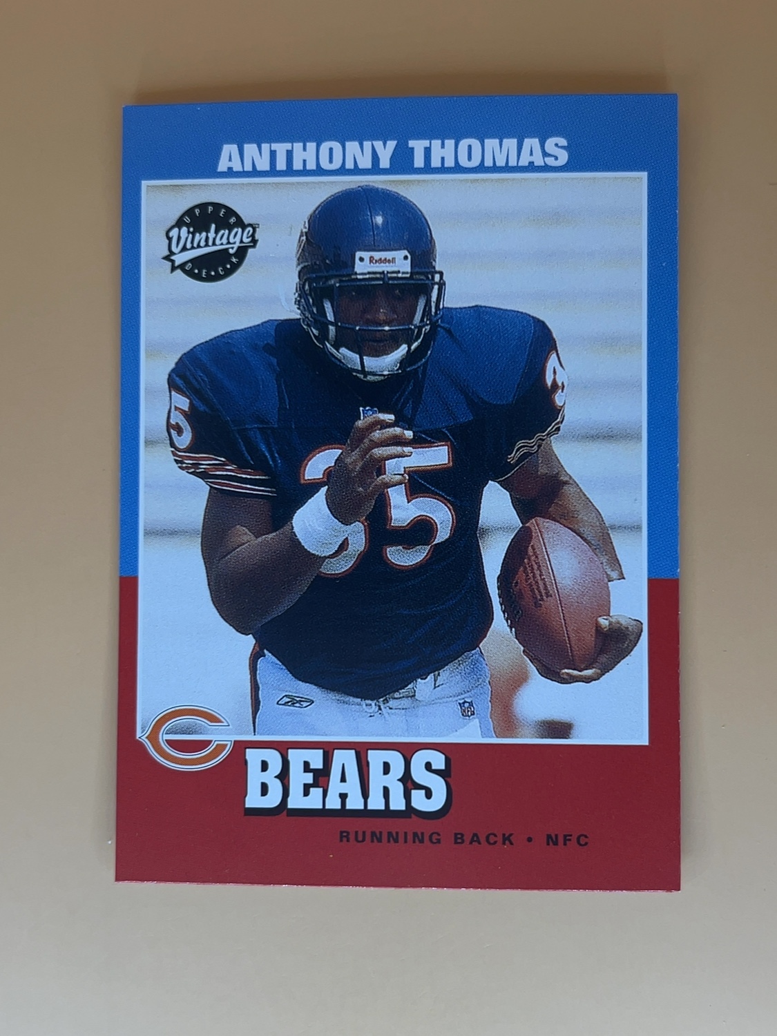 2001 UD Vintage Anthony Thomas #213 Rookie Bears