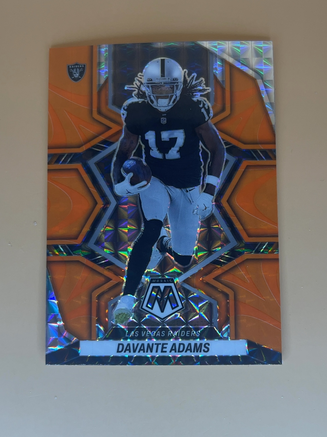 2022 Mosaic Davonte Adams #208 Reactive Orange Prizm