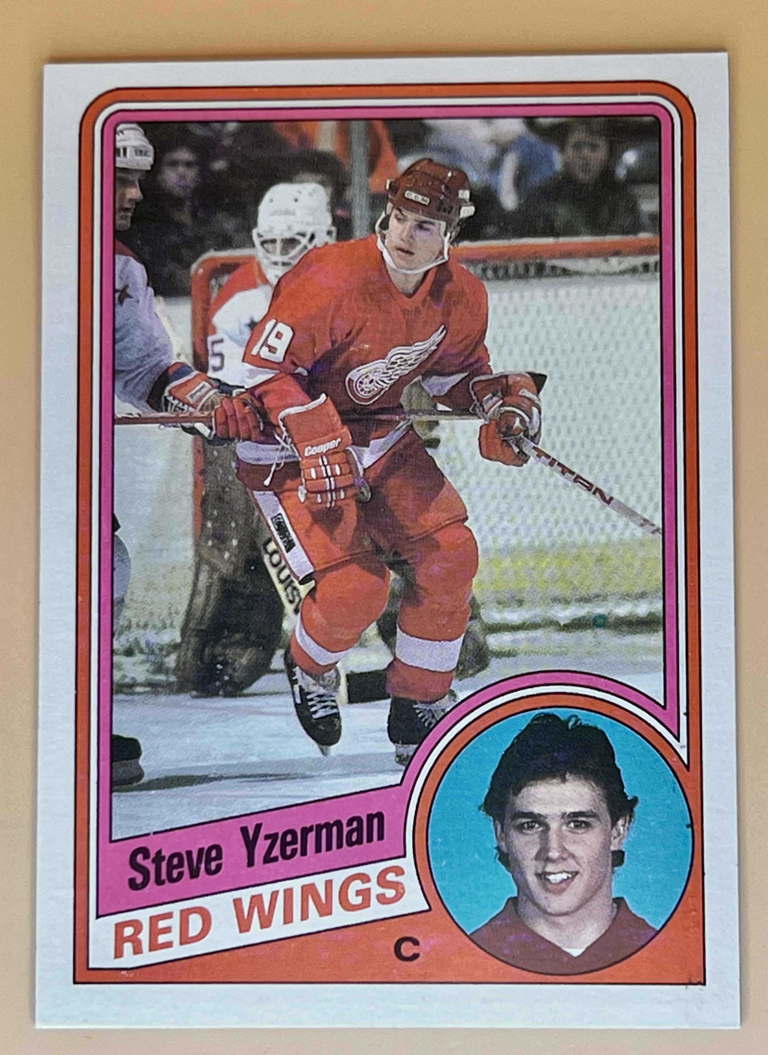 1984-85 Topps Steve Yzerman #49 Rookie RC 🔥🔥🔥