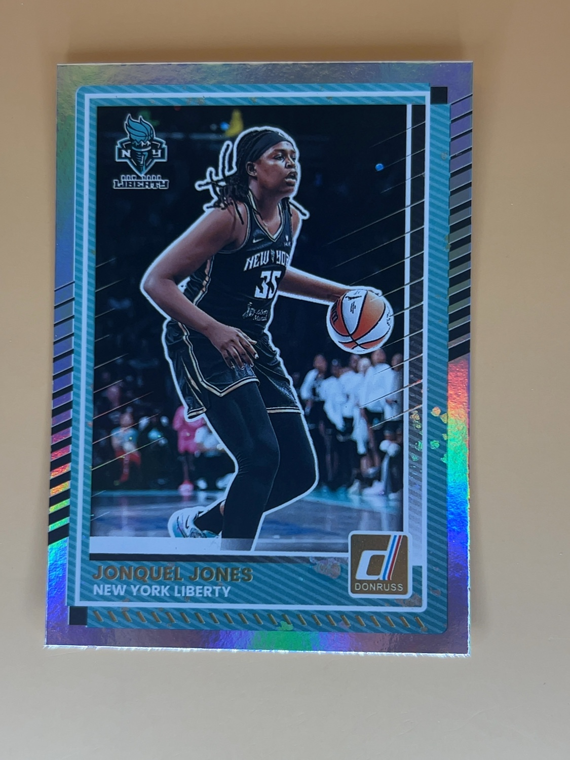 2025 Donruss WNBA Jonquel Jones #77 Holo
